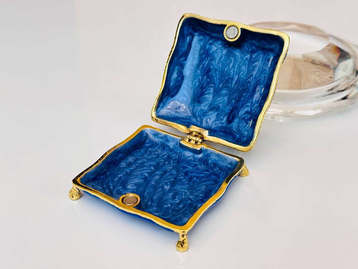 Disney Arribas Exclusive Cinderella Crystal Slipper Collectable