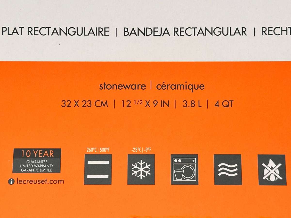 Le Creuset Signature Stoneware Large 32cm Serving / Roasting Dish