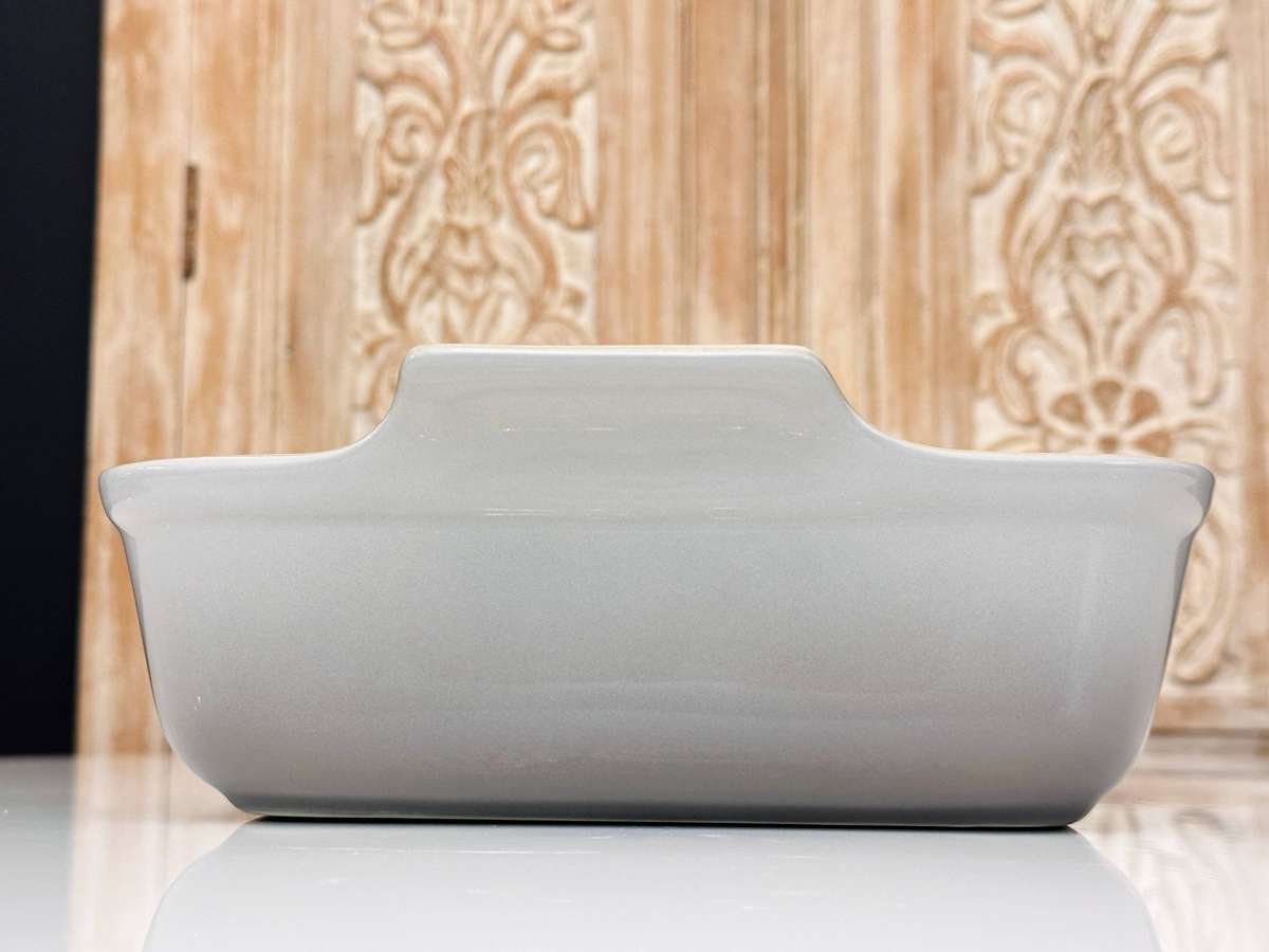 Le Creuset Signature Stoneware Large 32cm Serving / Roasting Dish