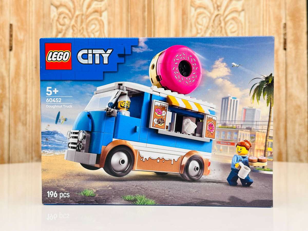 LEGO Collectable Doughnut Truck Sealed in Original Box