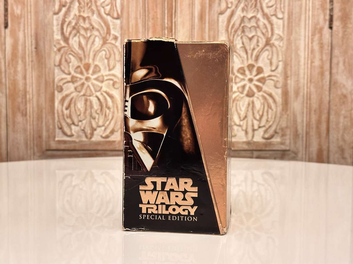 Rare 1997 Vintage Star Wars Trilogy Collection