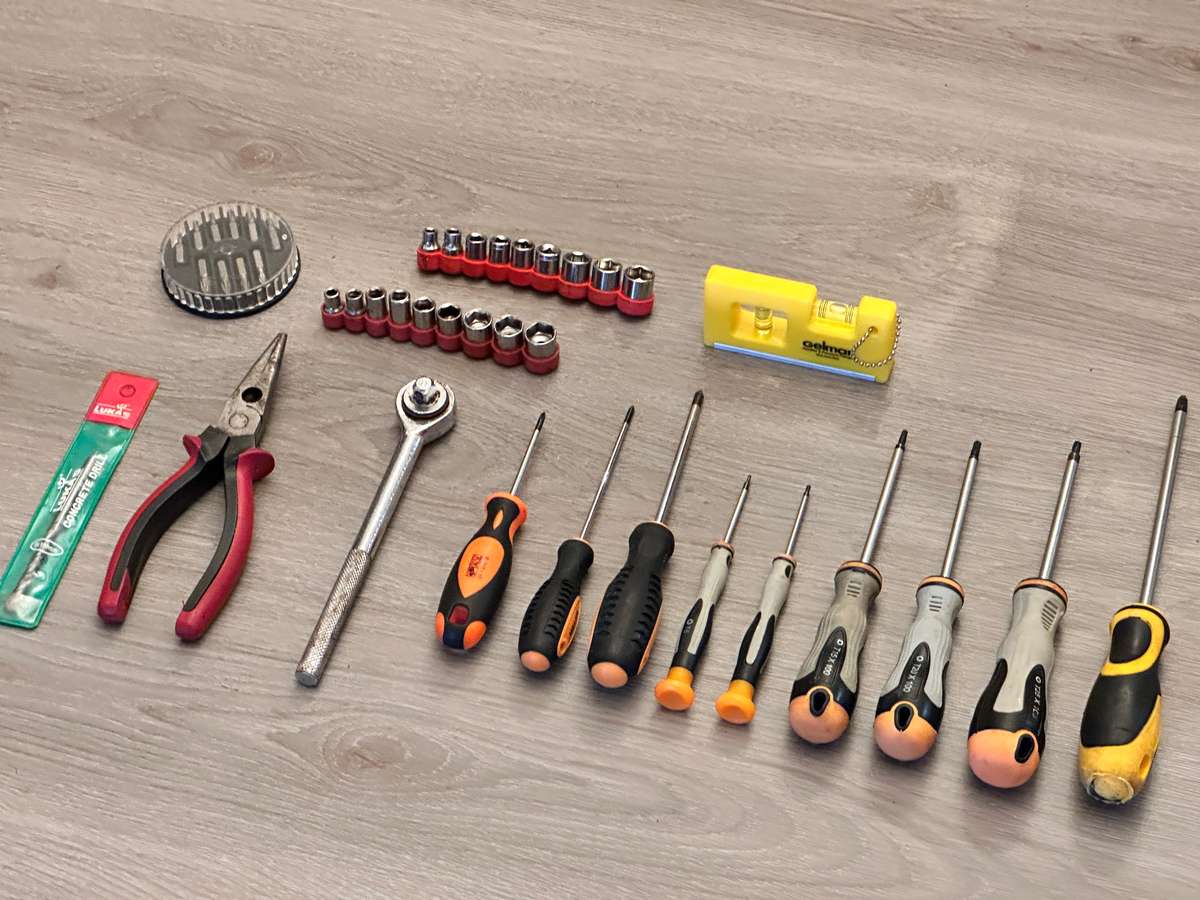 Tool Selection Lot