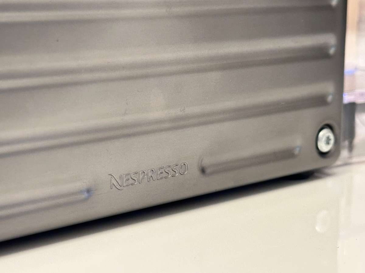 NESPRESSO Pixie Coffee Machine