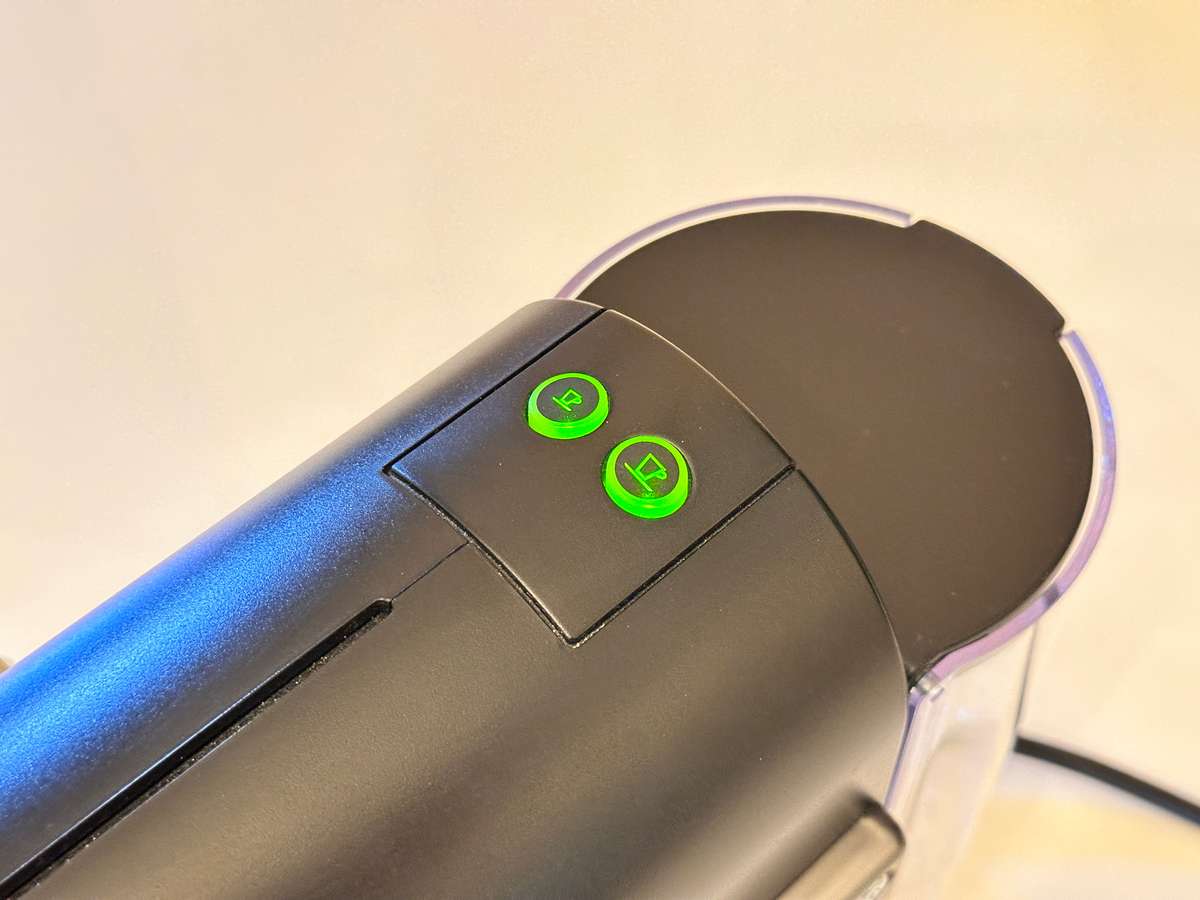 NESPRESSO Pixie Coffee Machine