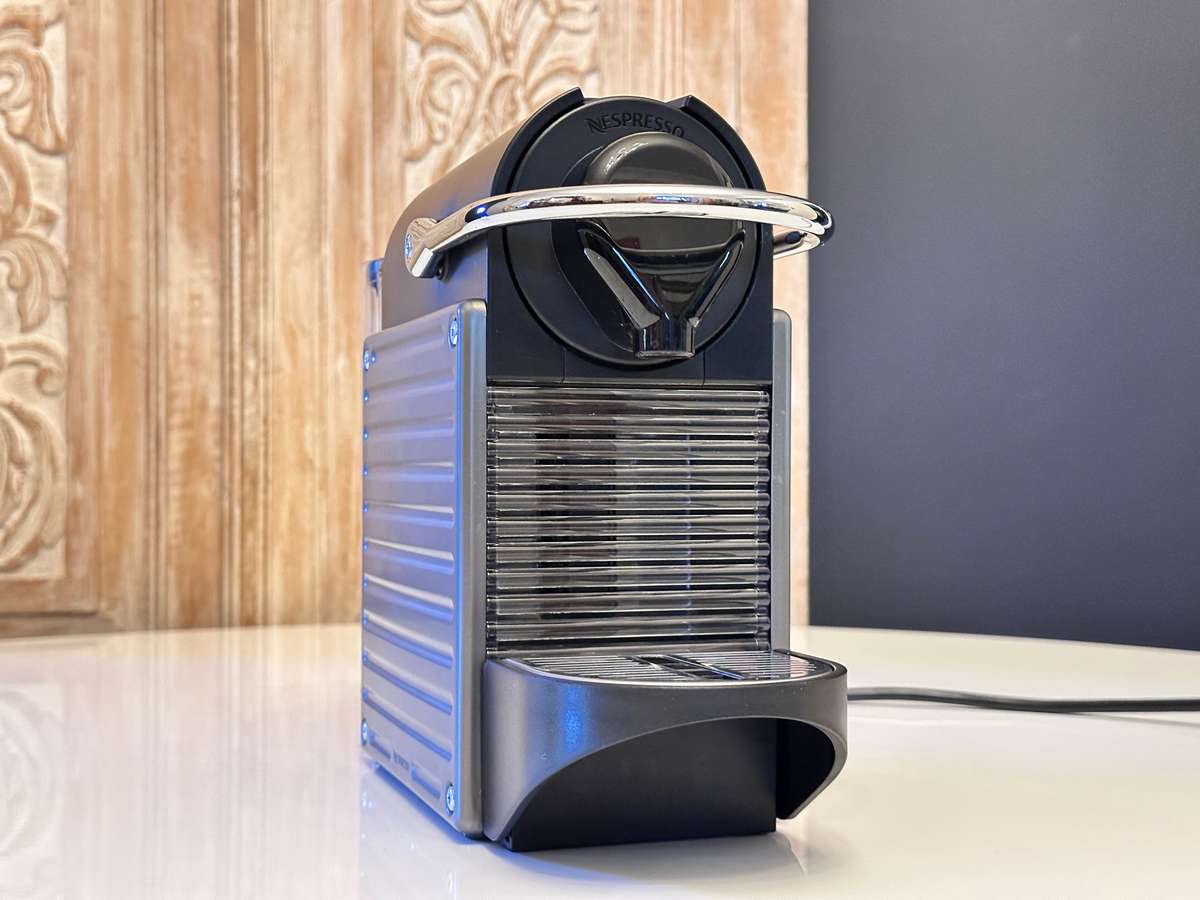 NESPRESSO Pixie Coffee Machine