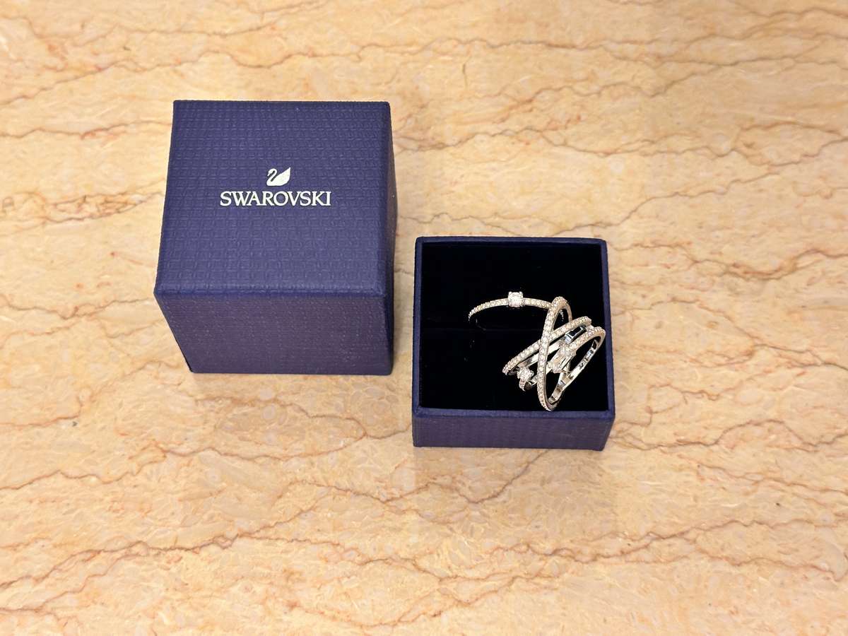 SWAROVSKI Statement Ring