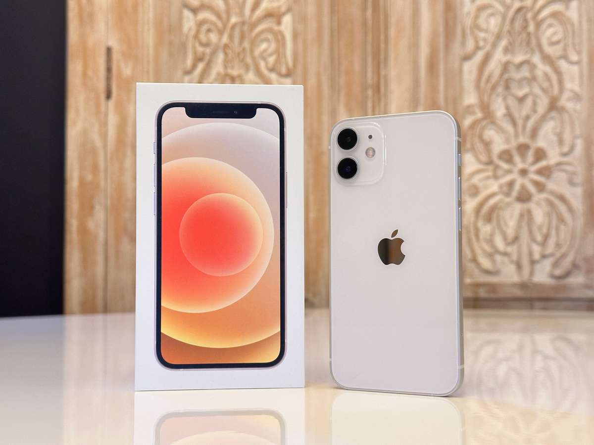 Apple IPhone 12 Mini 64GB with Original Box