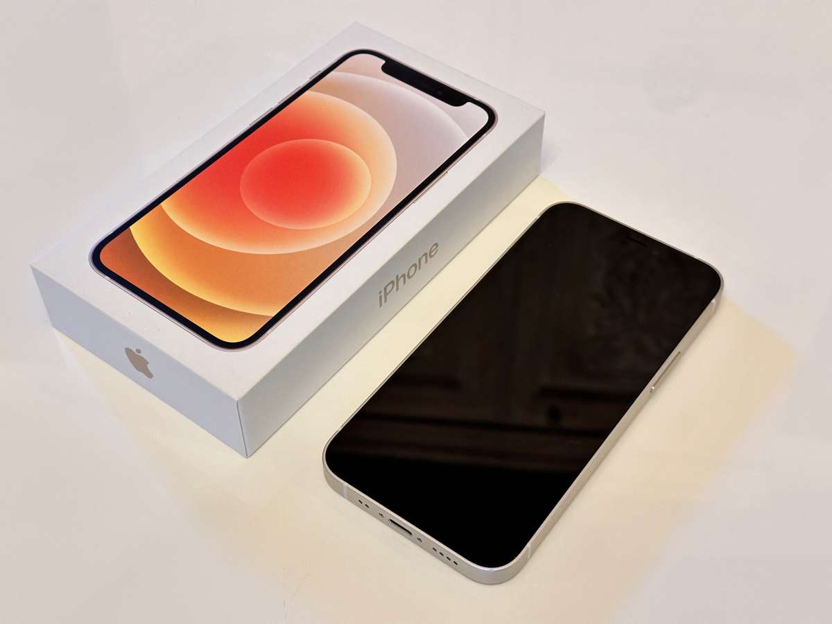 Apple IPhone 12 Mini 64GB with Original Box