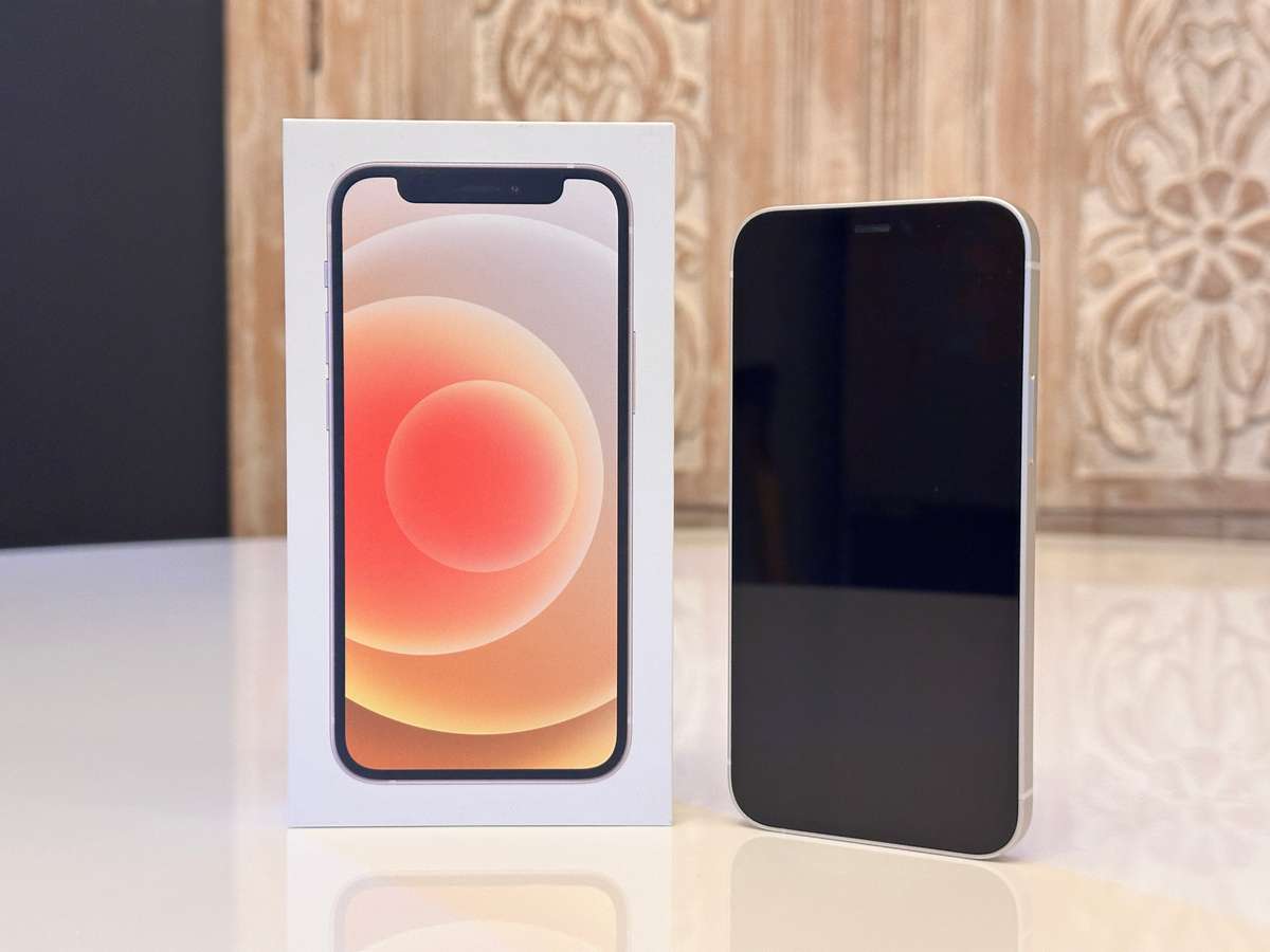 Apple IPhone 12 Mini 64GB with Original Box