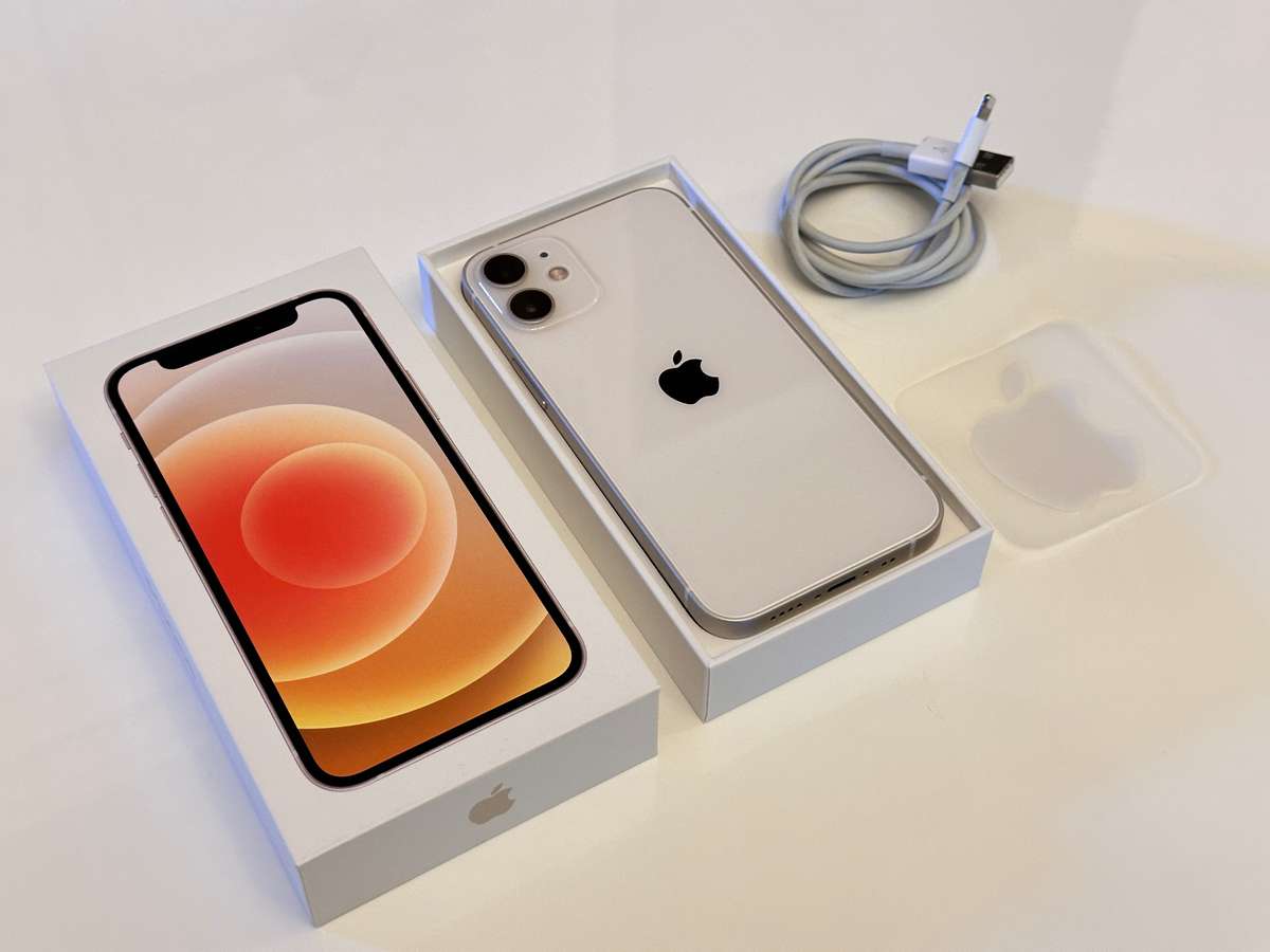 Apple IPhone 12 Mini 64GB with Original Box