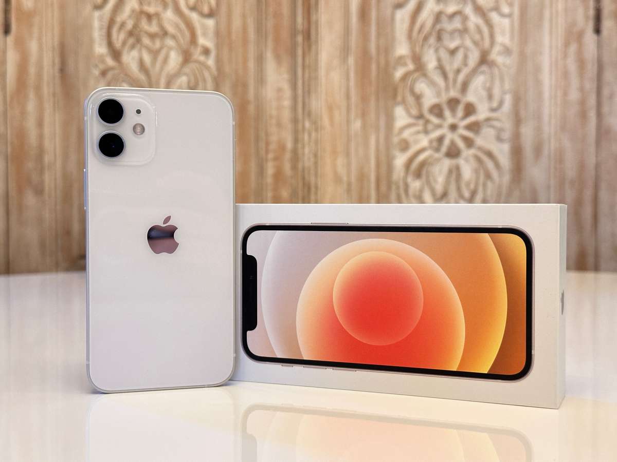 Apple IPhone 12 Mini 64GB with Original Box