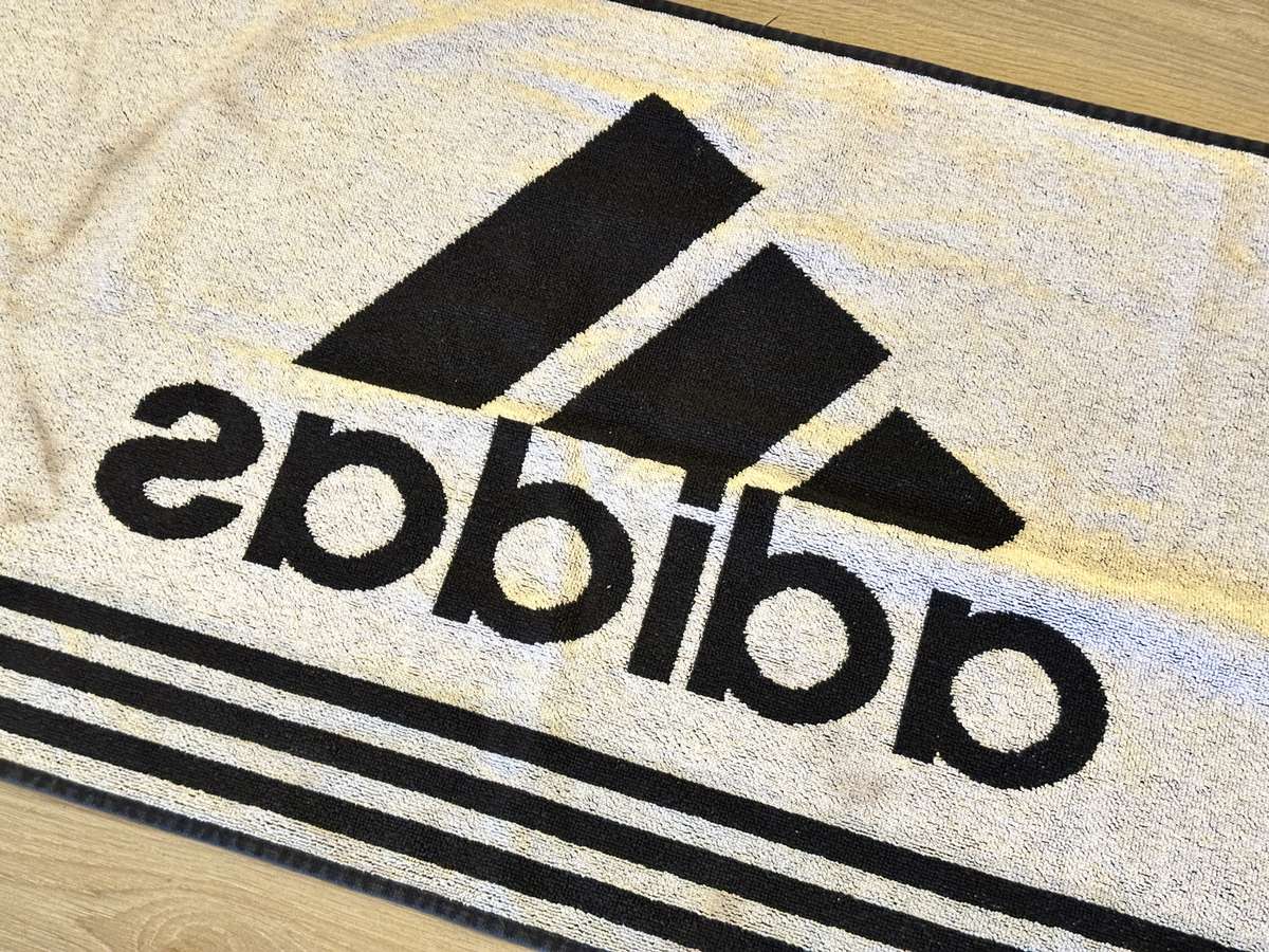 SRIXON Golf Ball & ADIDAS Towel - Set