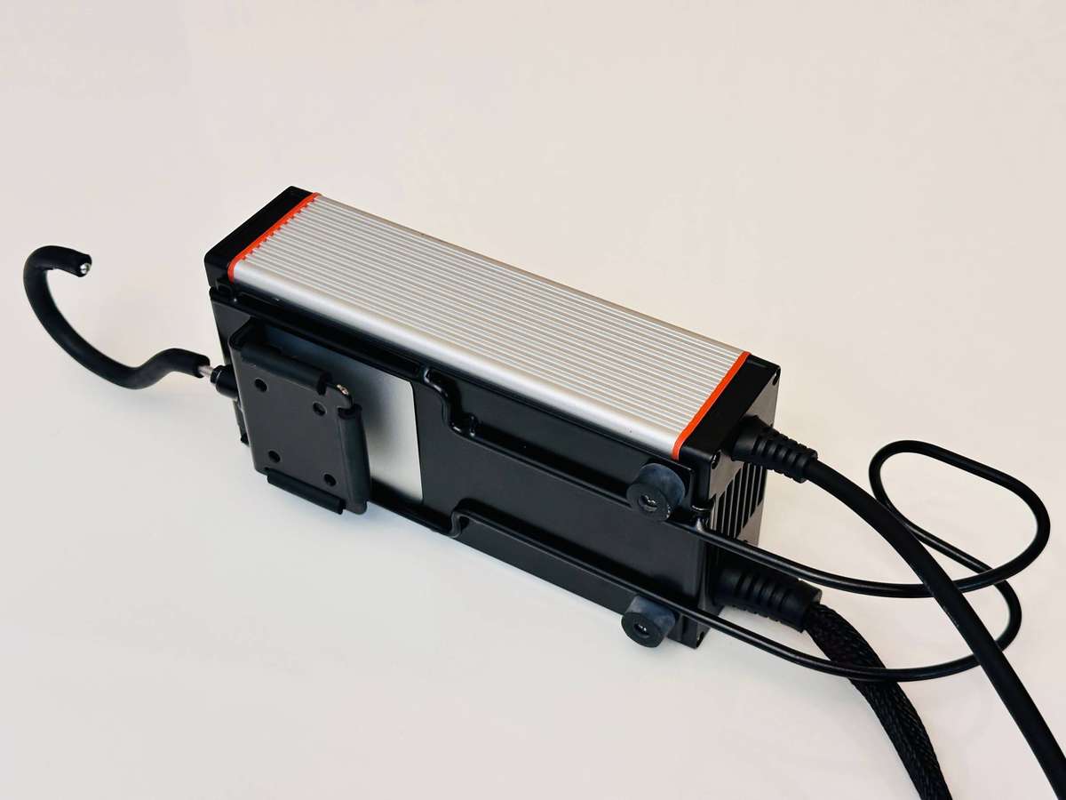 DEFA 25A Elite Workshop Battery Charger