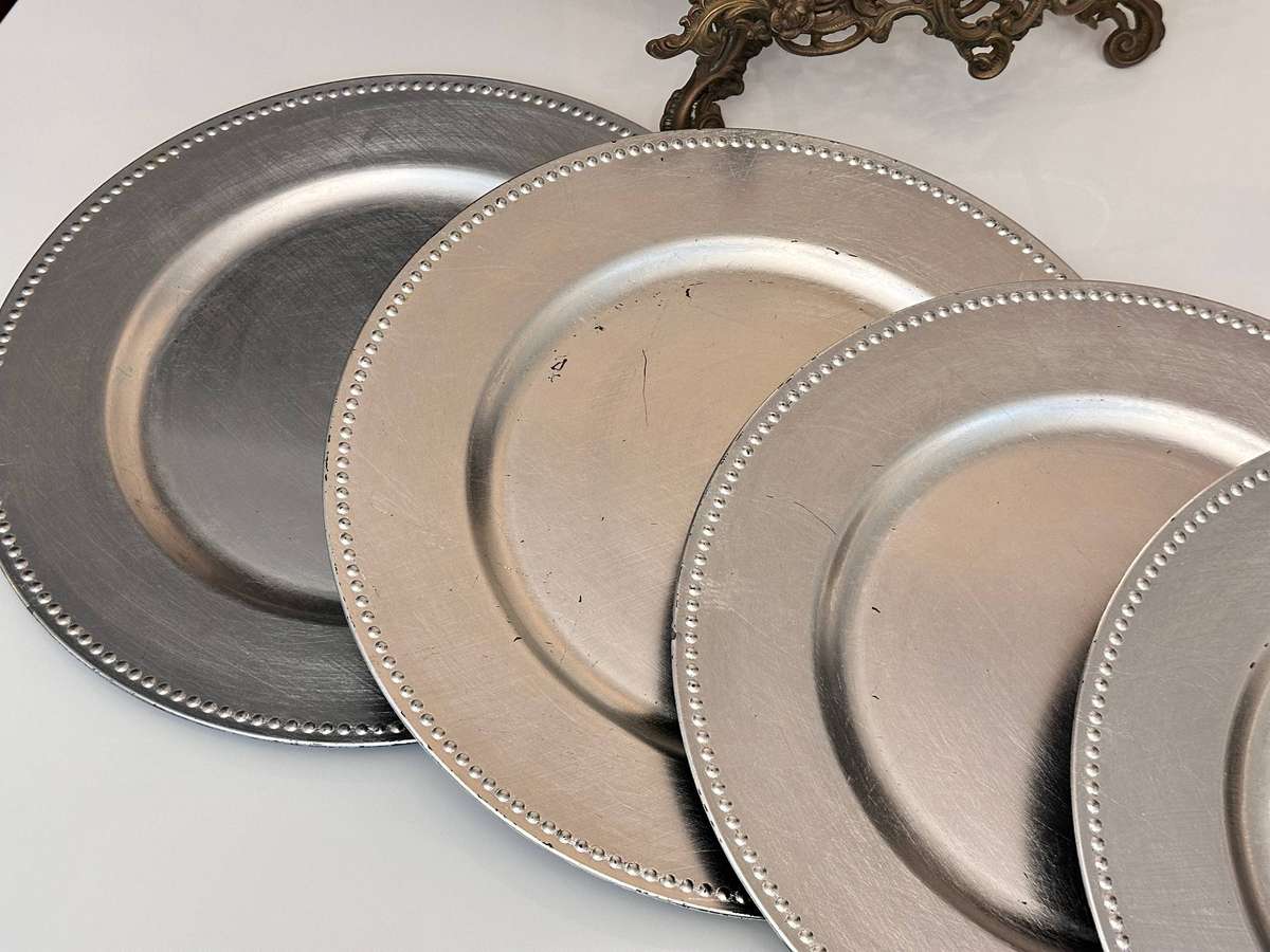 Elegant Design Silver Underplates Set of 6