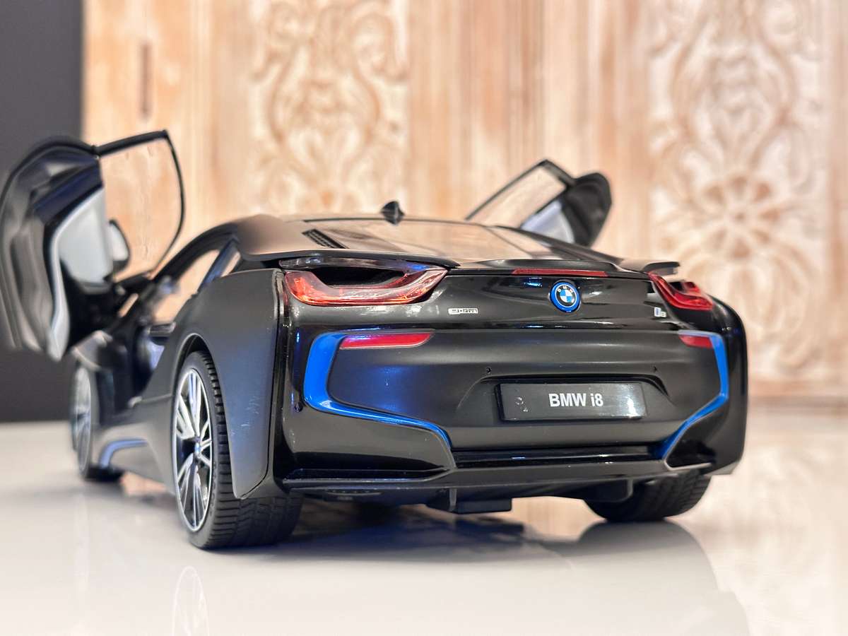 BMW I8 Display Model Collectable