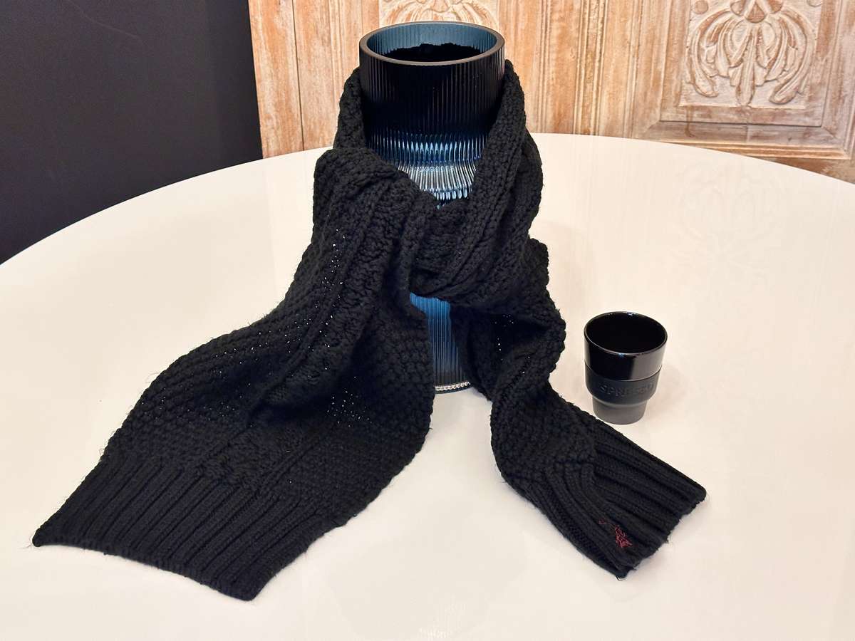 Original Polo Scarf & Nespresso Touch Travel Cup