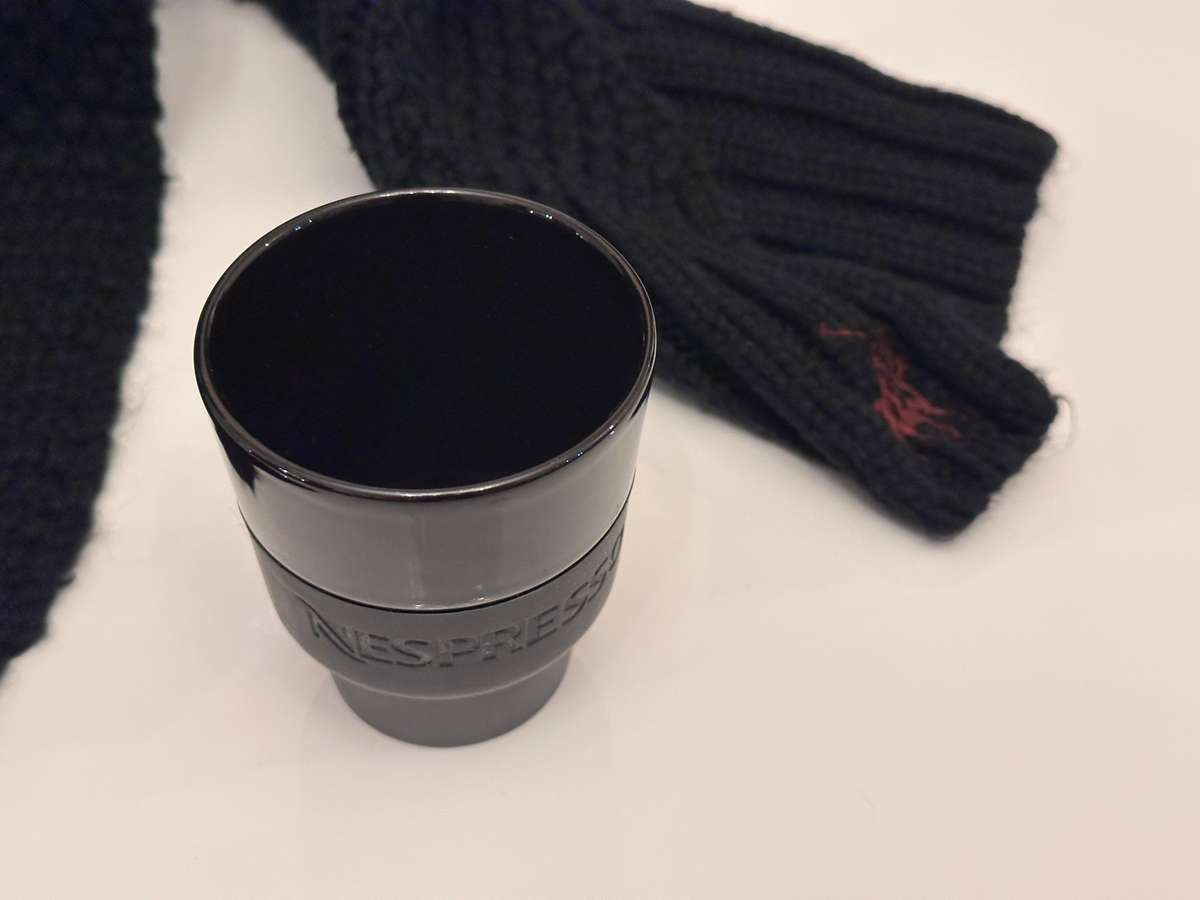 Original Polo Scarf & Nespresso Touch Travel Cup