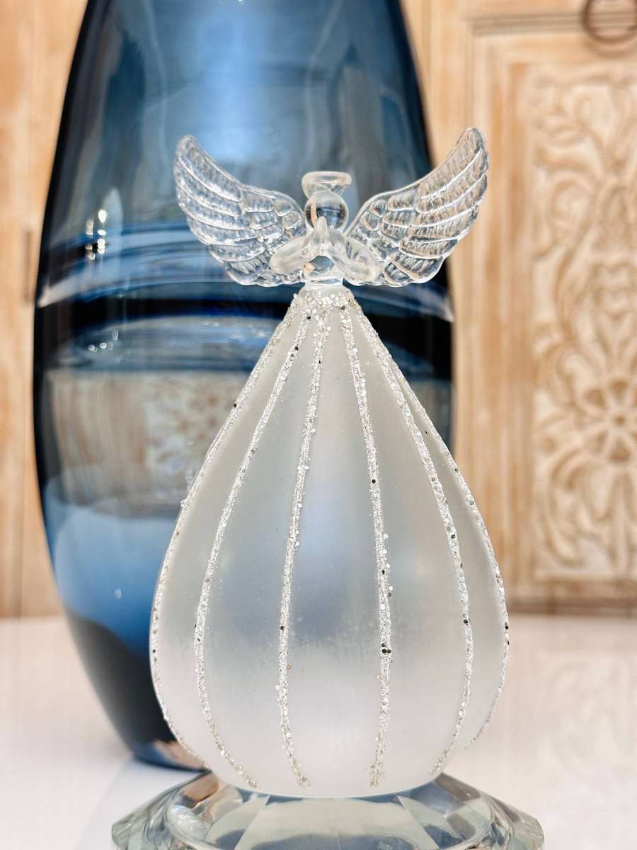 Exquisite Large Collectable Glass Light up Statement Angel