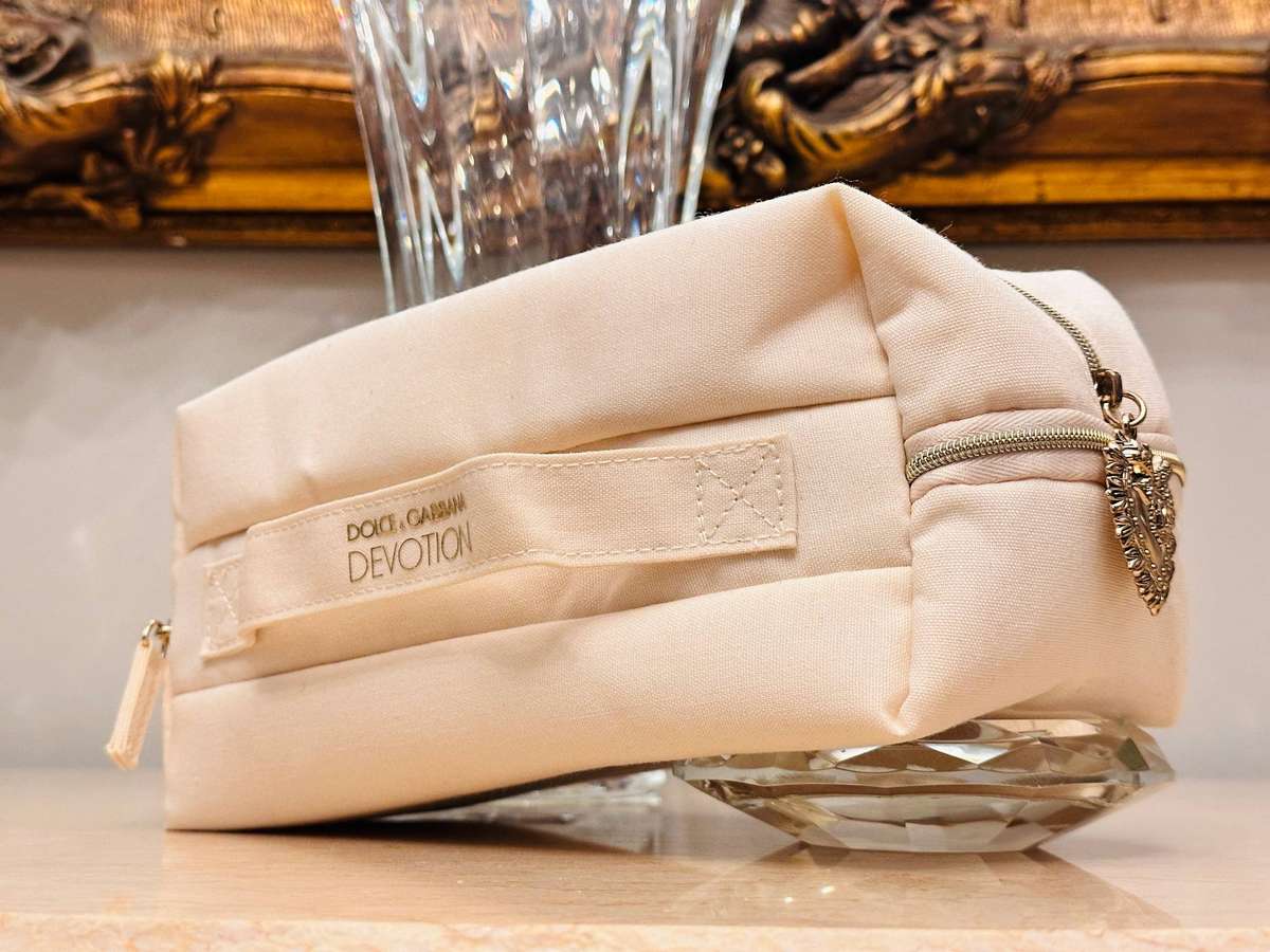 Dolce & Gabbana Exclusive Beauty Bag