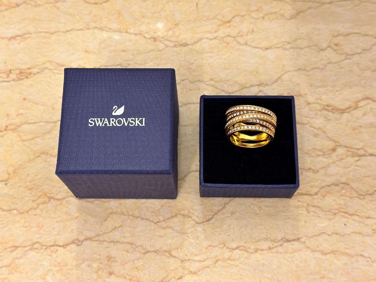 SWAROVSKI Statement Ring