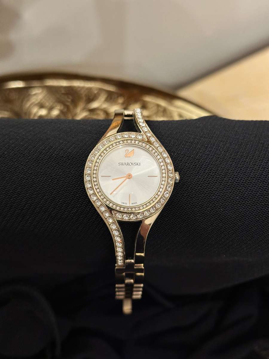 SWAROVSKI Watch - Timeless Perfection