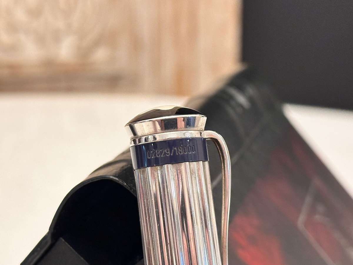 Montblanc Limited Edition Charles Dickens - Sterling Silver Collectors Set in Original Box