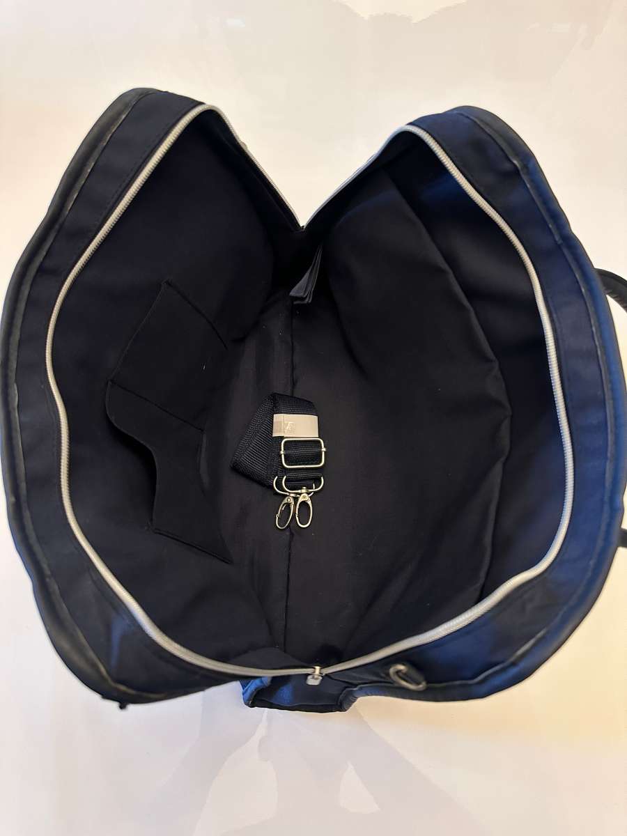 LACOSTE Large Carry Bag