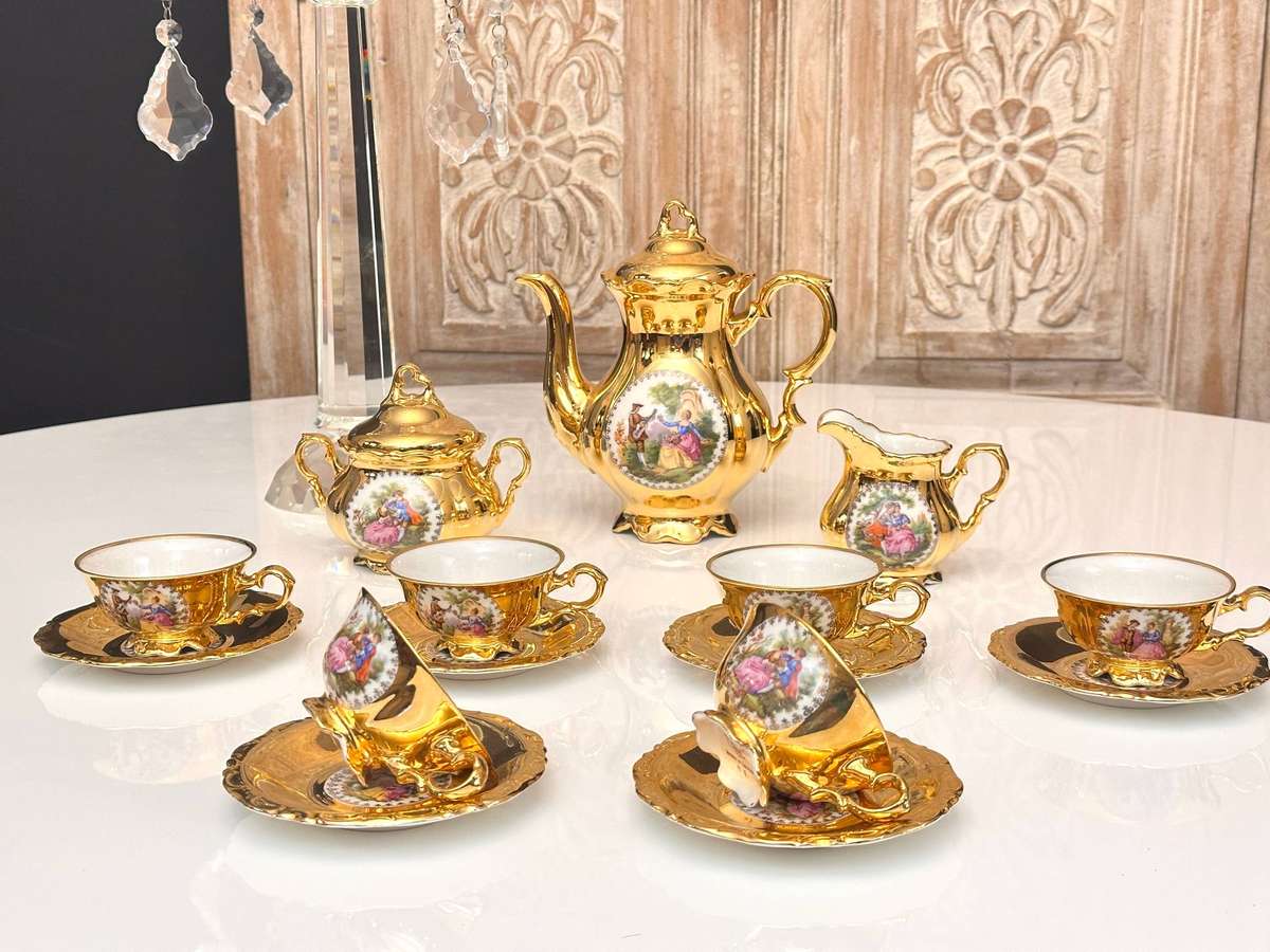 Exquisite Vintage Bavaria German Porcelain 22K Gold Gilded Complete Tea Set