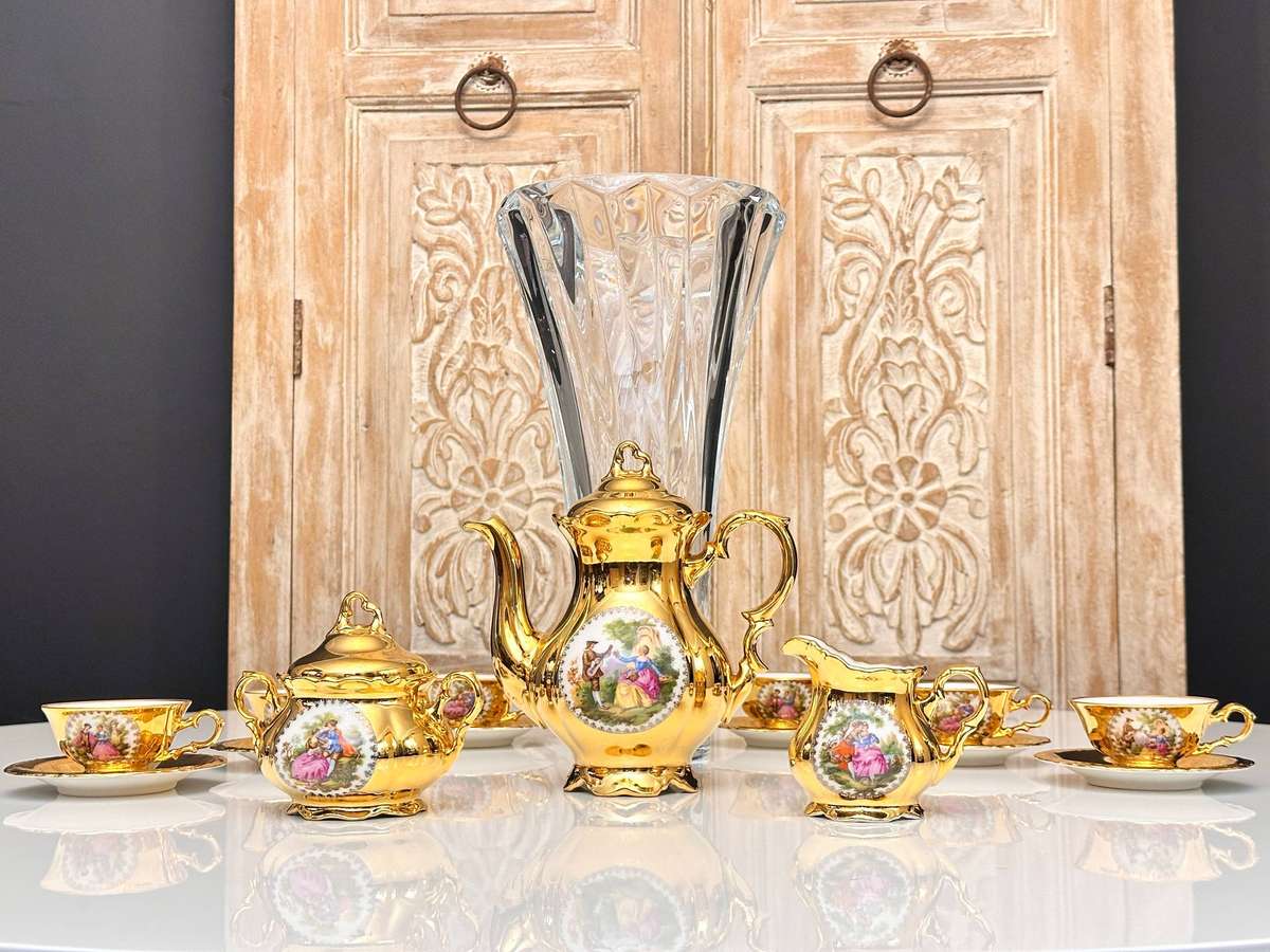 Exquisite Vintage Bavaria German Porcelain 22K Gold Gilded Complete Tea Set