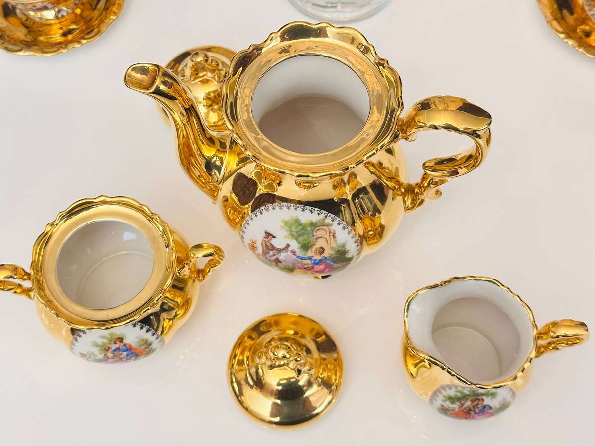 Exquisite Vintage Bavaria German Porcelain 22K Gold Gilded Complete Tea Set