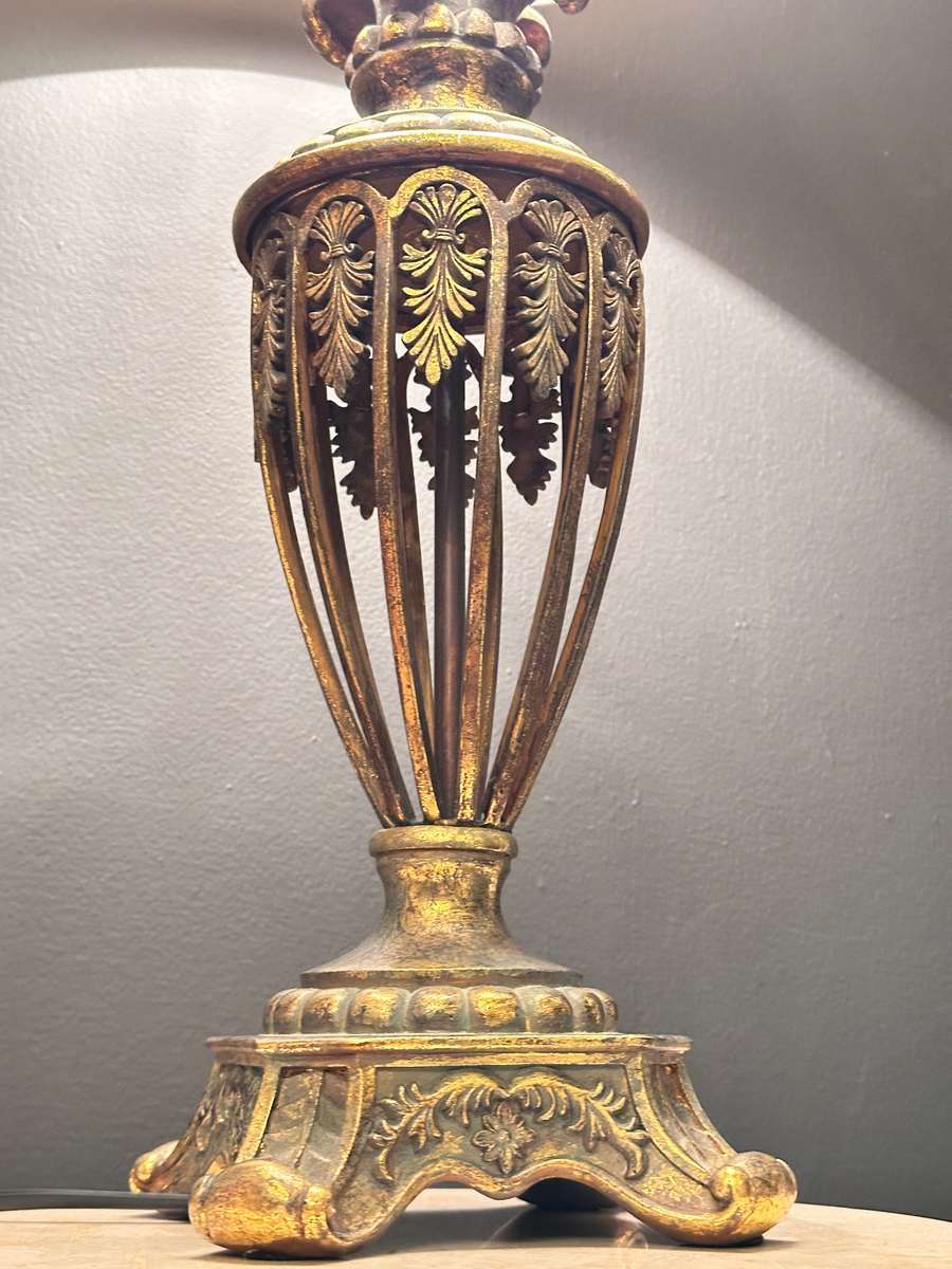 Exquisite Large Ornate Vintage Lamp