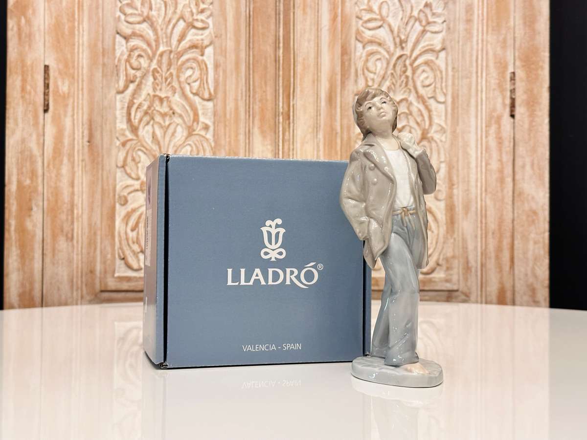 LLADRO Nao Exquisite Collectable