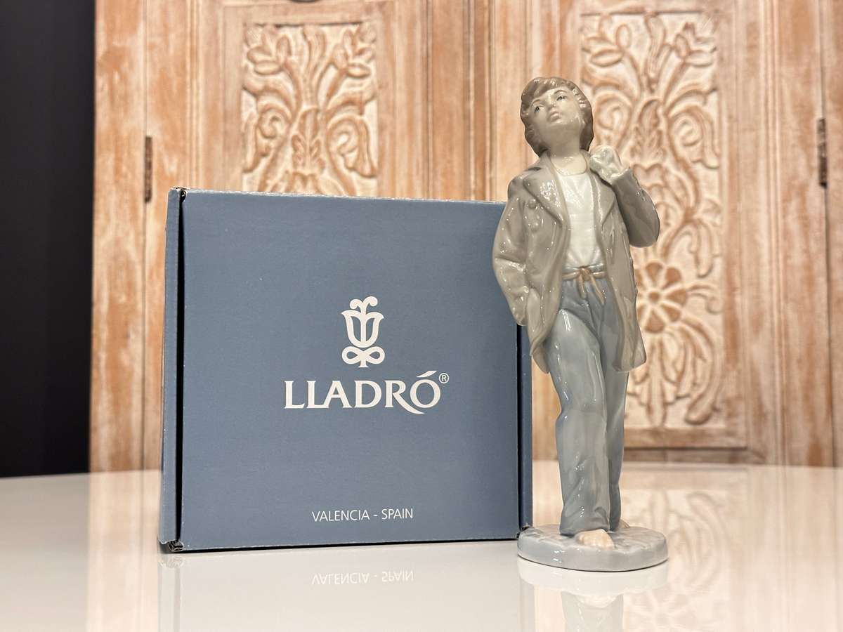 LLADRO Nao Exquisite Collectable