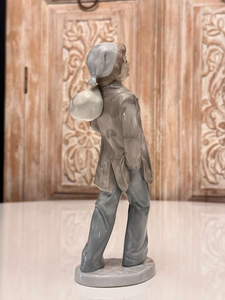 LLADRO Nao Exquisite Collectable