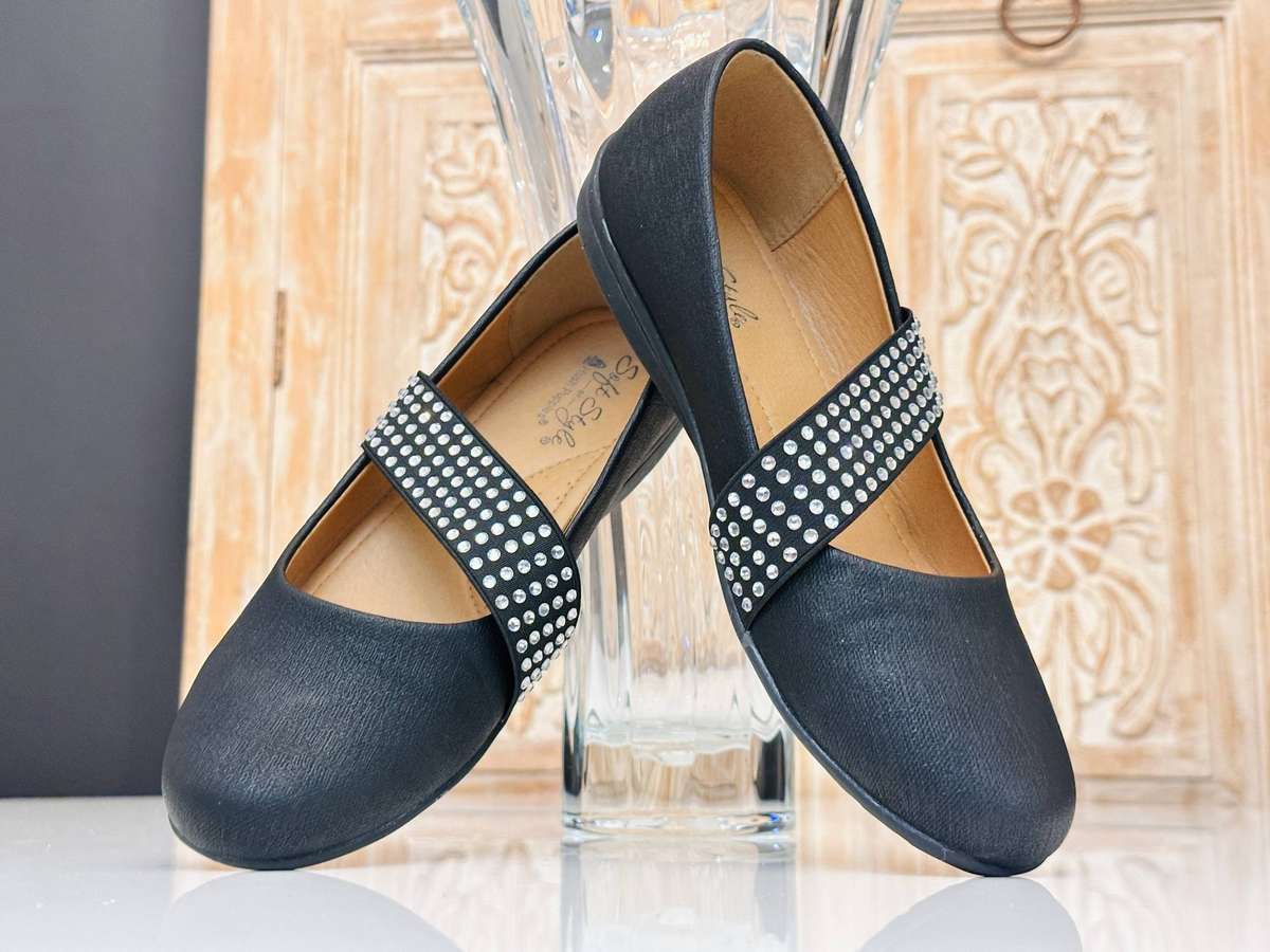 Elegant Ladies Shoes by Hush Puppies