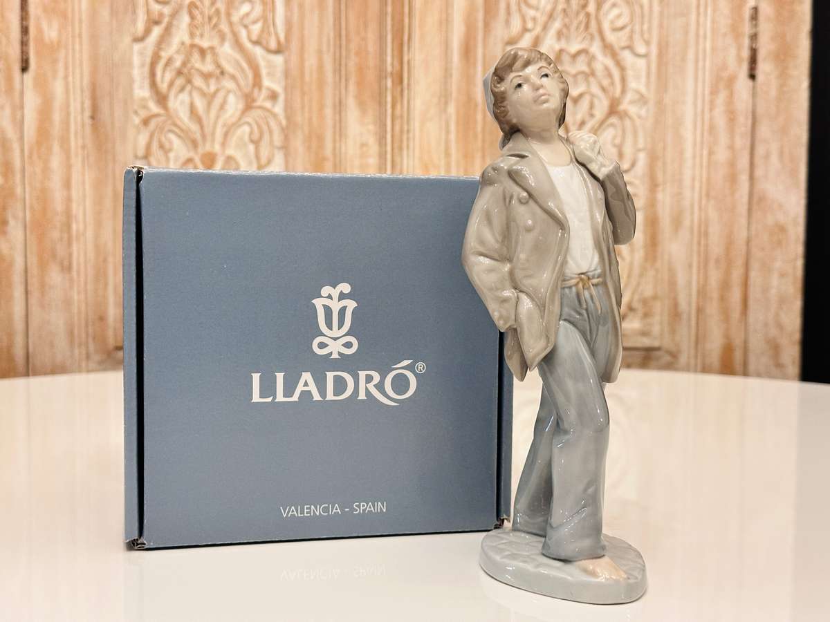 LLADRO Nao Exquisite Collectable