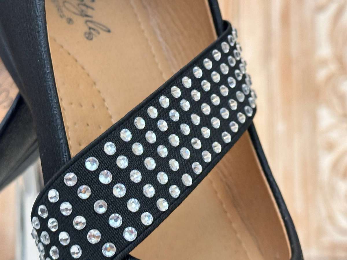 Elegant Ladies Shoes by Hush Puppies