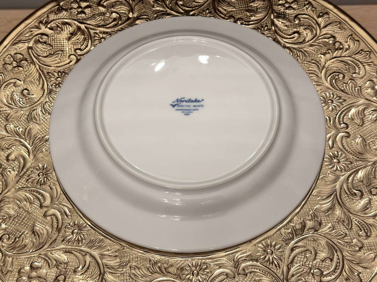 Elegant NORITAKE Salad / Starter Plates - Set of 6