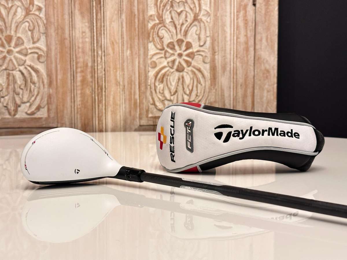 TaylorMade 3 -18 Hybrid with Headcover