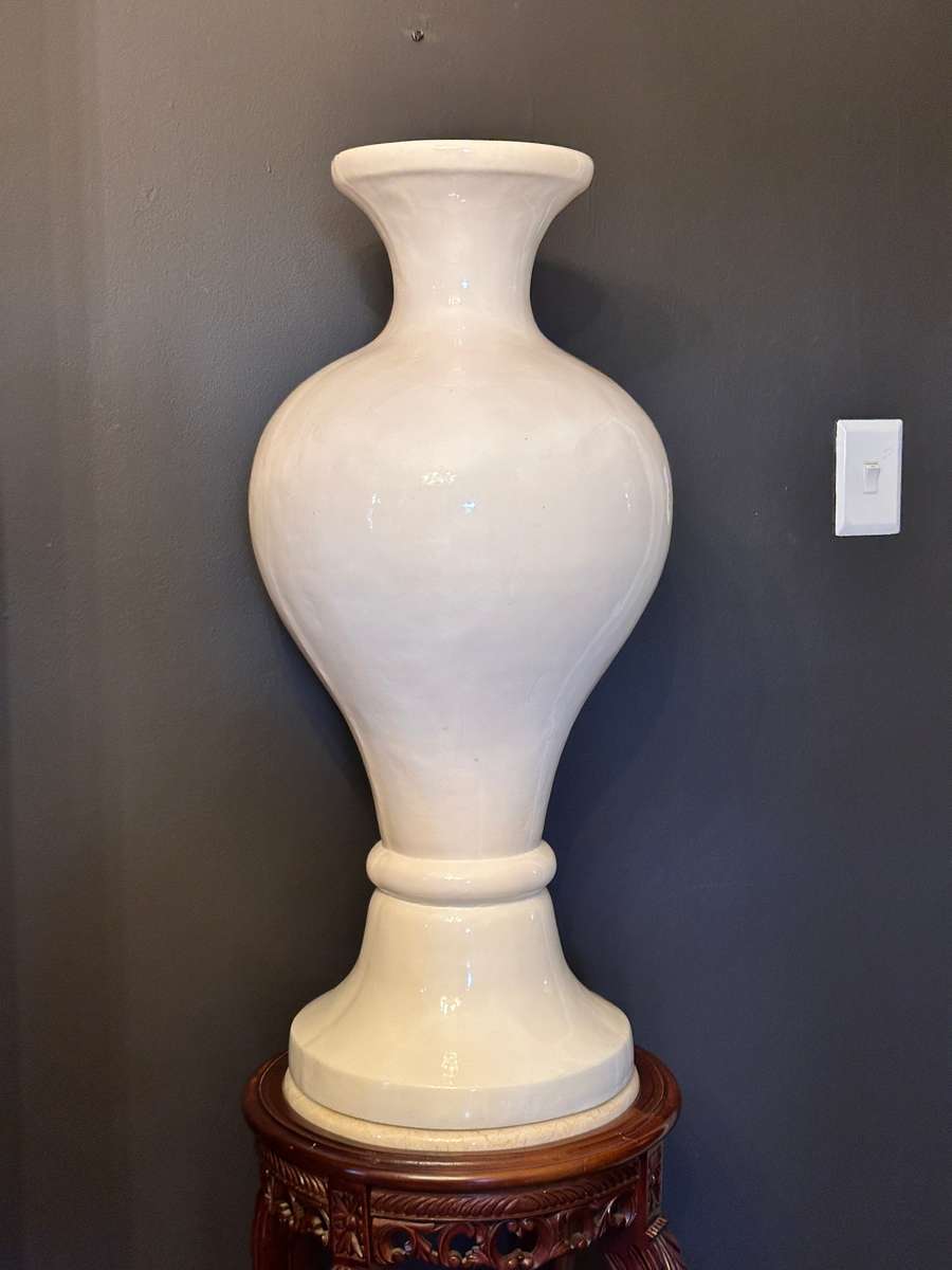 Beautiful Showstopper STATEMENT PIECE