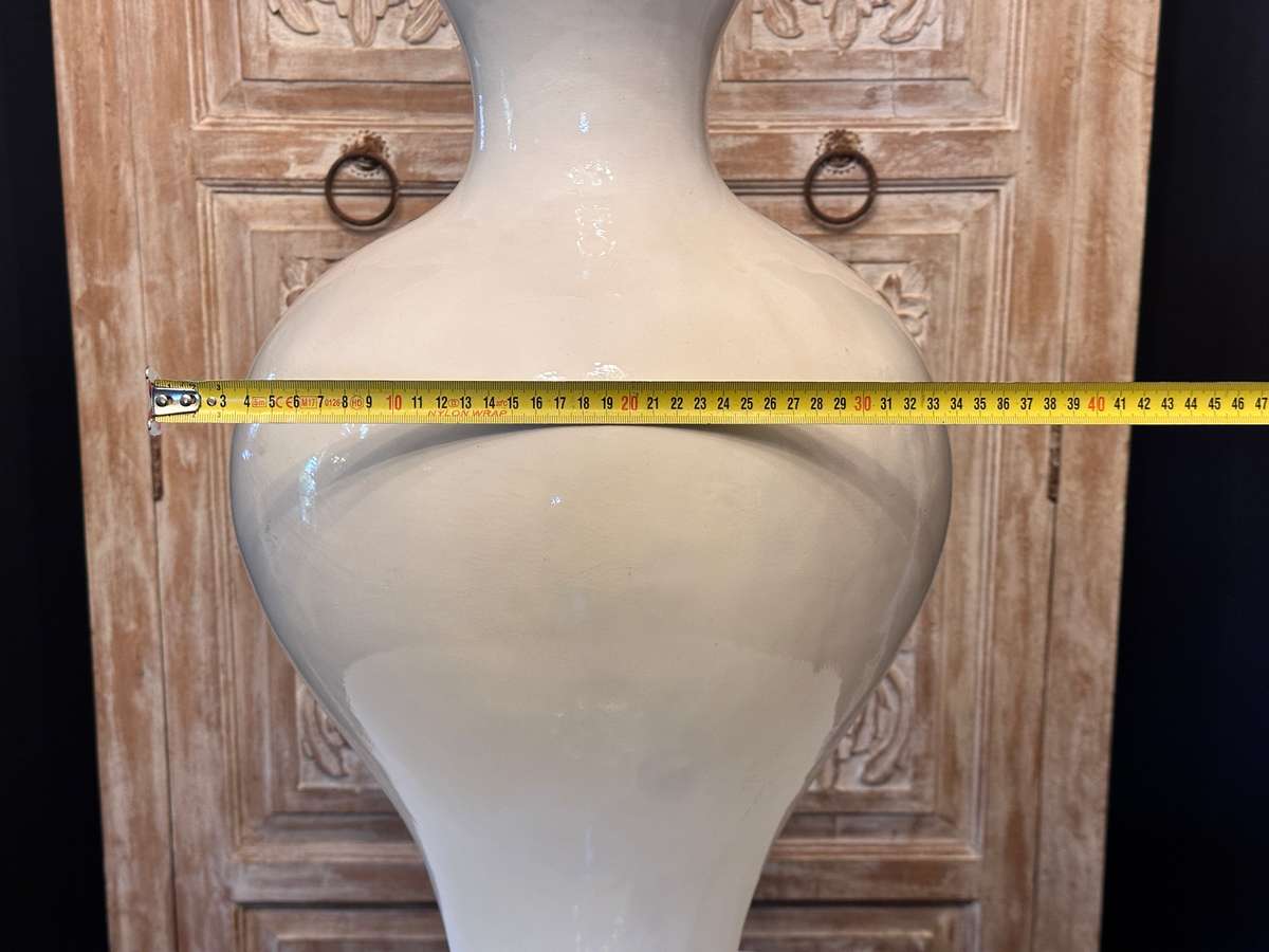 Beautiful Showstopper STATEMENT PIECE