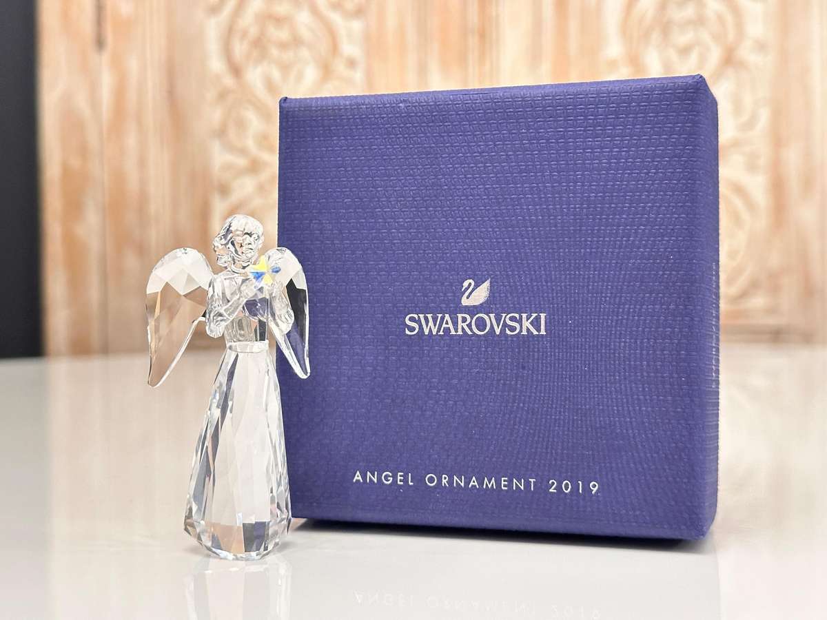 SWAROVSKI Exquisite Limited Edition Collectable with Original Box