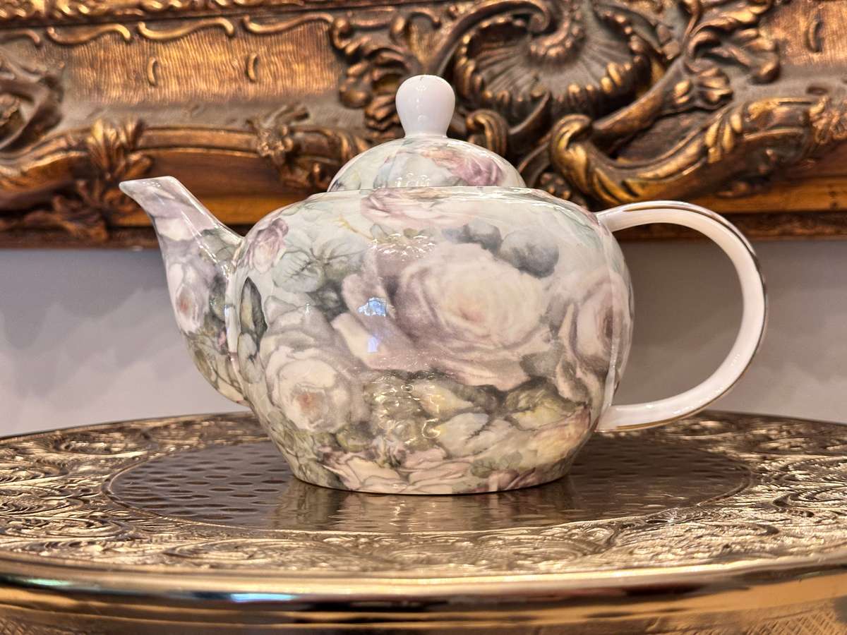 Beautiful Vintage MAXWELL WILLIAMS Tea Set