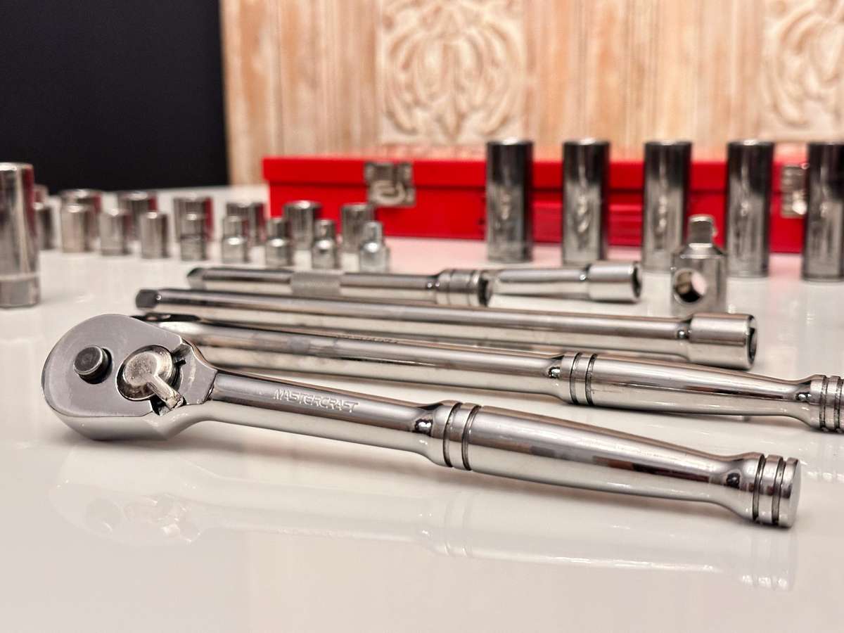 MasterCraft Complete Ratchet & Socket Set 3/8 Inch in Case