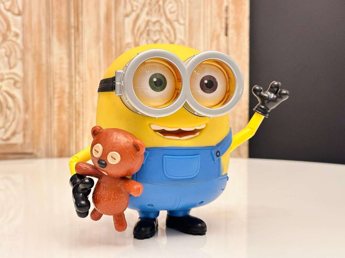 Large Interactive Talking Minion Bob Collectable