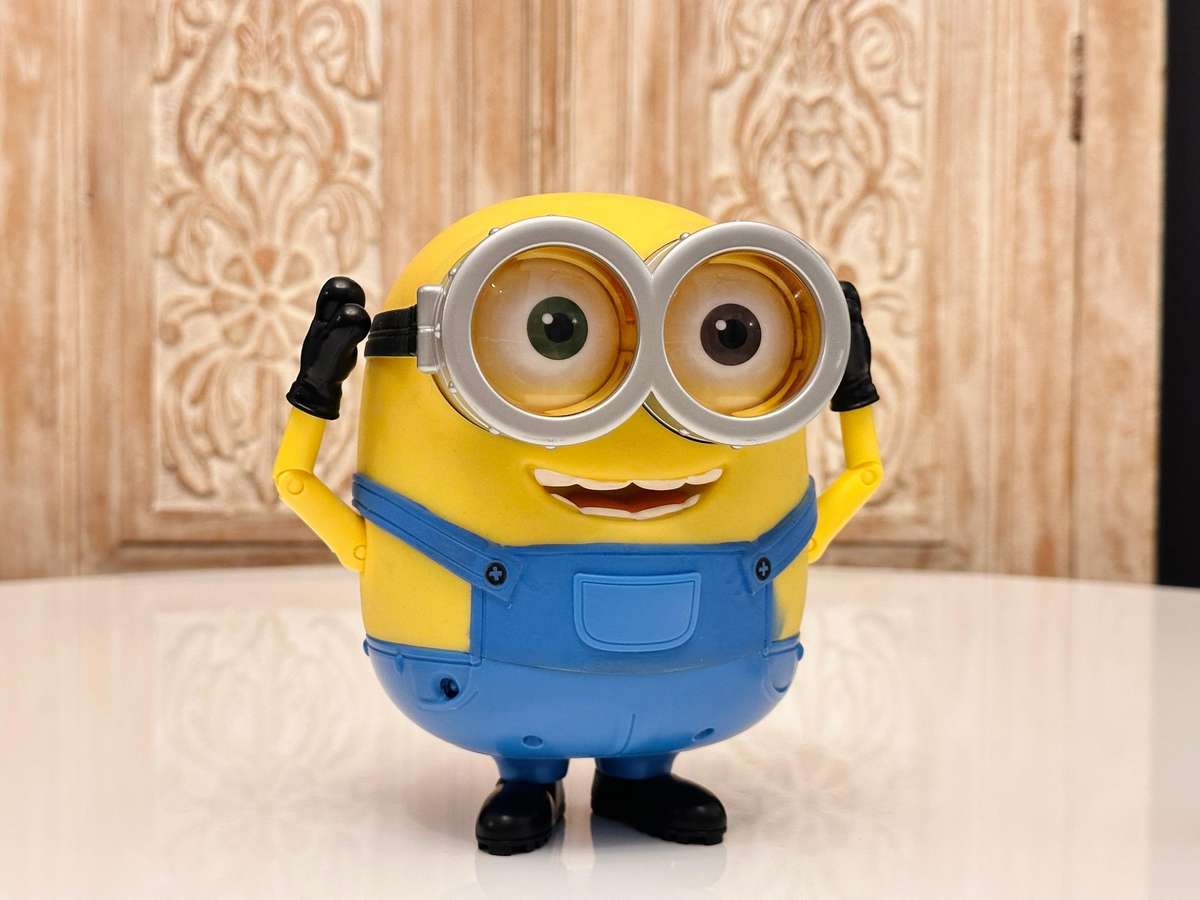 Large Interactive Talking Minion Bob Collectable