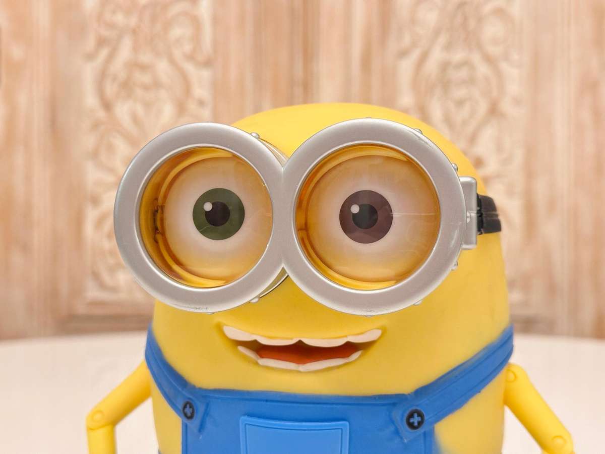Large Interactive Talking Minion Bob Collectable
