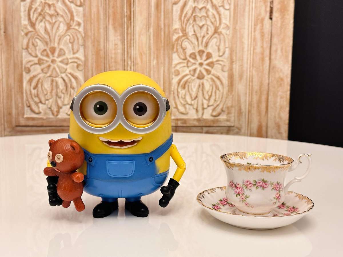 Large Interactive Talking Minion Bob Collectable