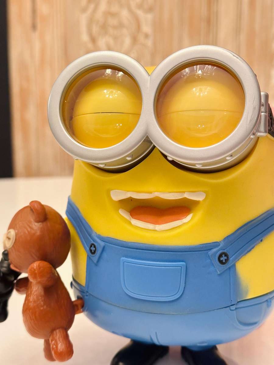 Large Interactive Talking Minion Bob Collectable