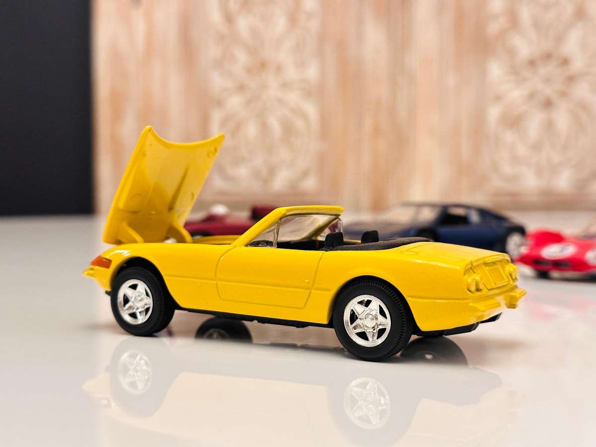 FERRARI Collectable Diecast Vintage Model Car Collection